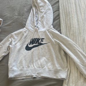 grey/white cropped nike hoodie